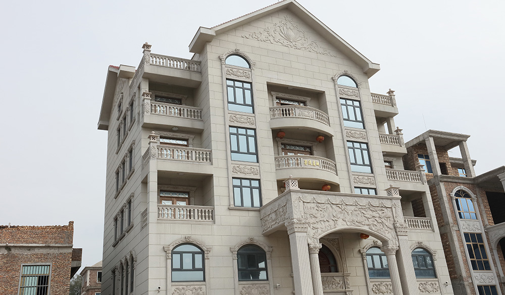 先查看建筑面积，以估算您需要购买多少材料